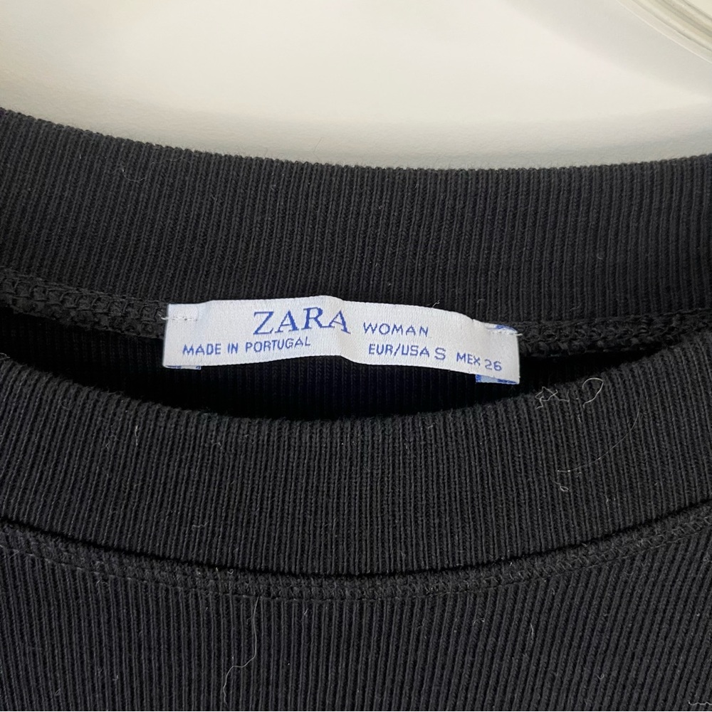 Zara Photo Graphic Black Long Sleeve Top - Artsy - Picture 6 of 8